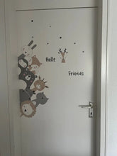 Lade das Bild in den Galerie-Viewer, Wandtatto „Hello Friends“