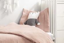 Naložite sliko v pregledovalnik galerije, SET ODEJA IN VZGLAVNIK IZ MUSLINA 100X135 | ROSE