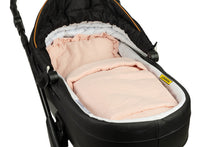 Lade das Bild in den Galerie-Viewer, KOMPLET ZA VOZIČEK IZ MUSLINA SENSILLO | ICING