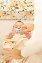 Lade das Bild in den Galerie-Viewer, Obroba za posteljico Sensillo®️ | Floral