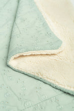 Naložite sliko v pregledovalnik galerije, PLIŠASTA ODEJICA 80X100 | MINT