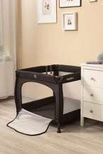 Naložite sliko v pregledovalnik galerije, Otroška stajica Quadra | Črna