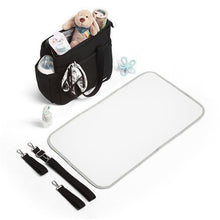 Naložite sliko v pregledovalnik galerije, Previjalna torba Carmen BABYONO®️ | Črna