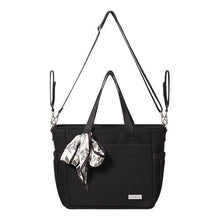 Naložite sliko v pregledovalnik galerije, Previjalna torba Carmen BABYONO®️ | Črna