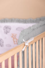 Naložite sliko v pregledovalnik galerije, Obroba za posteljico Sensillo®️ | Teddy