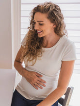 Naložite sliko v pregledovalnik galerije, Majica za dojenje Milky | Bela