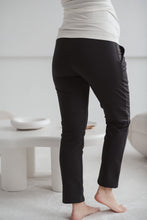 Naložite sliko v pregledovalnik galerije, Nosečniške elegantne hlače Gracefit - Sive