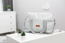 Lade das Bild in den Galerie-Viewer, INDIANA Sensillo®️Wickeltasche | Grau