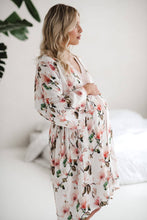 Lade das Bild in den Galerie-Viewer, Umstandsbademantel Milk&Love | Magnolia