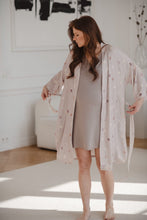 Lade das Bild in den Galerie-Viewer, Umstandsbademantel Milk&Love | Beige