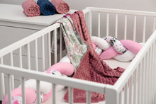 Naložite sliko v pregledovalnik galerije, ODEJICA MINKY | RETRO PINK
