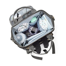 Lade das Bild in den Galerie-Viewer, City BABYONO®️ Wickeltasche
