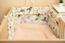 Lade das Bild in den Galerie-Viewer, Obroba za posteljico Sensillo®️ | Magnolia
