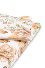 Lade das Bild in den Galerie-Viewer, SET ODEJA IN VZGLAVNIK VELVET | BEŽ
