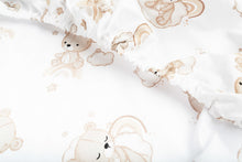 Lade das Bild in den Galerie-Viewer, SENSILLO-BETTLAKEN 60 x 120 cm | REGENBOGEN-TEDDY
