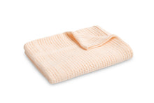 Naložite sliko v pregledovalnik galerije, PLETENA ODEJICA MOLLY |  ROZA
