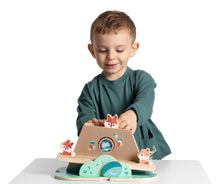 Naložite sliko v pregledovalnik galerije, Chicco® My Wood Friends Inspired by Montessori | LISIČJE SKRIVALIŠČE
