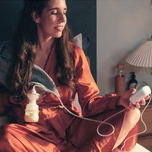 Naložite sliko v pregledovalnik galerije, Električna Prsna Črpalka Philips Avent® Essential Compact
