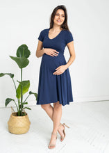 Prenesite sliku u preglednik galerije, Trudnička haljina Mommy Chic - Navy
