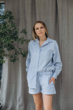 Lade das Bild in den Galerie-Viewer, Umstandsshorts Latte Mama | Blau
